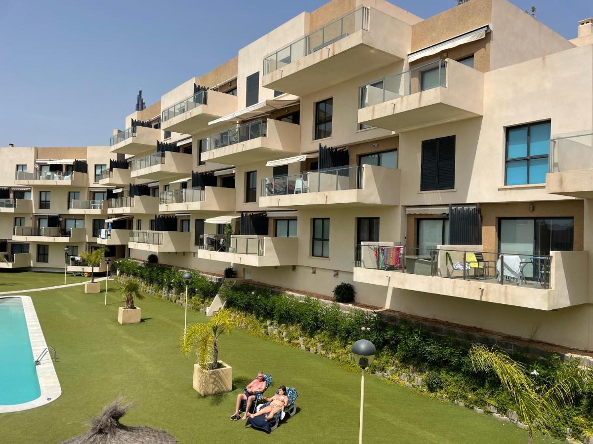 Apartamento Residencial Sabrina Oriola  Exterior foto