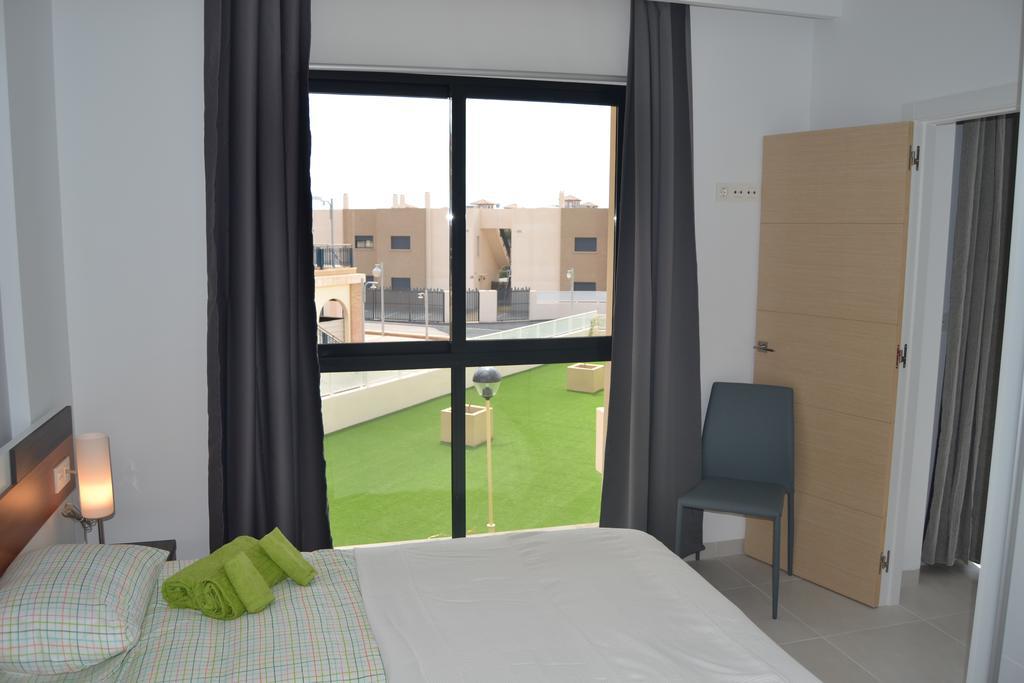 Apartamento Residencial Sabrina Oriola  Habitación foto